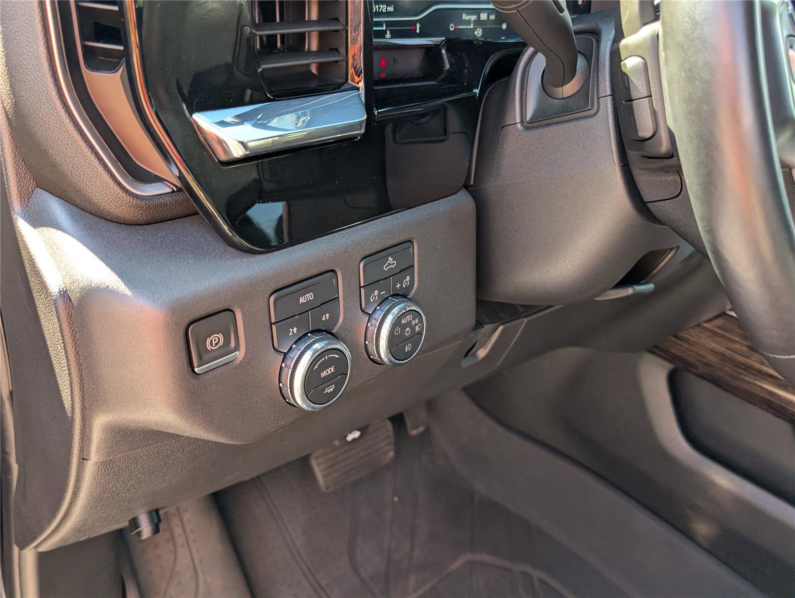 Used 2022 GMC Sierra 1500 Elevation AWD/4WD image 22