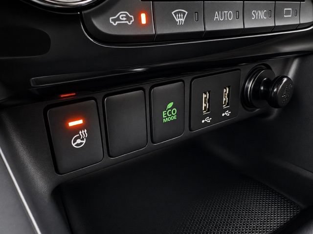 Used 2025 Mitsubishi Eclipse Cross AWD image 35