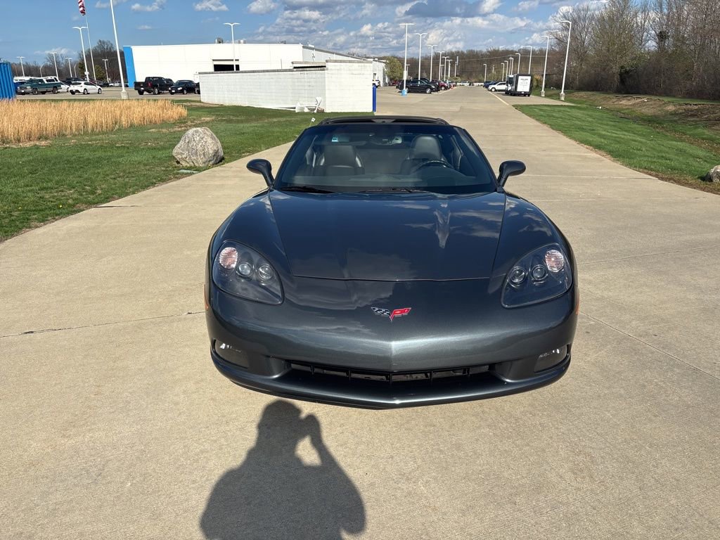 Used 2010 Chevrolet Corvette Coupe w/ 1LT RWD image 12