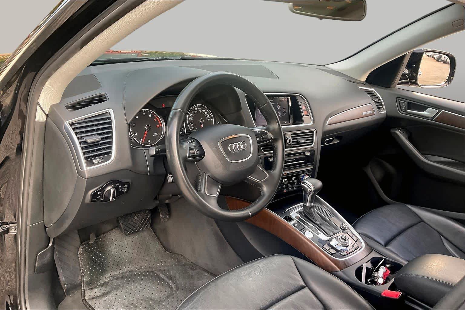 Used 2017 Audi Q5 2.0T Premium AWD/4WD image 18