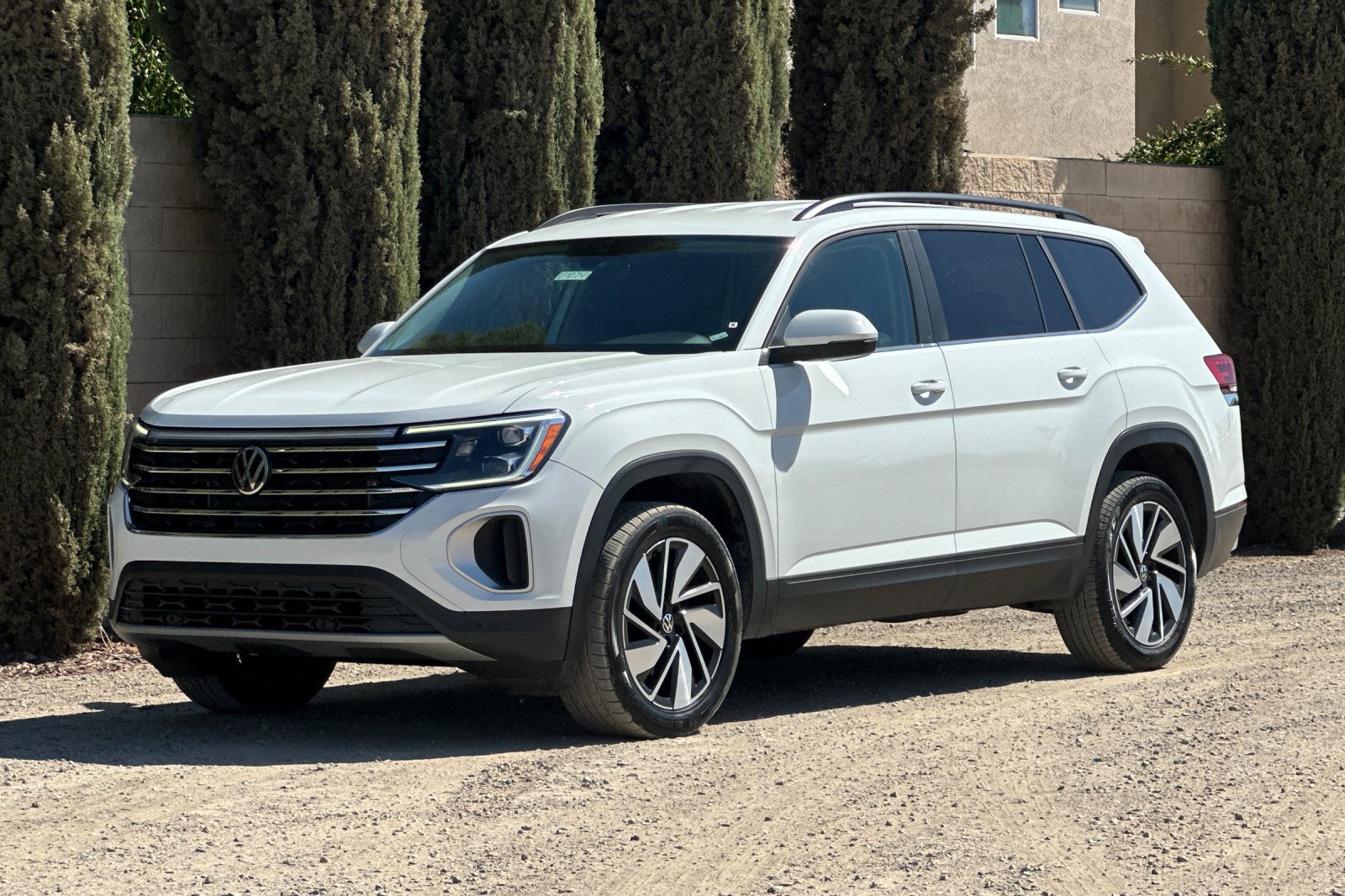 Certified 2024 Volkswagen Atlas SE image 8
