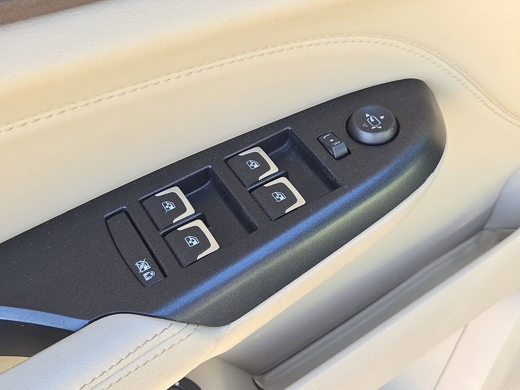 Used 2016 Cadillac SRX Premium w/ LPO, Protection Package image 21