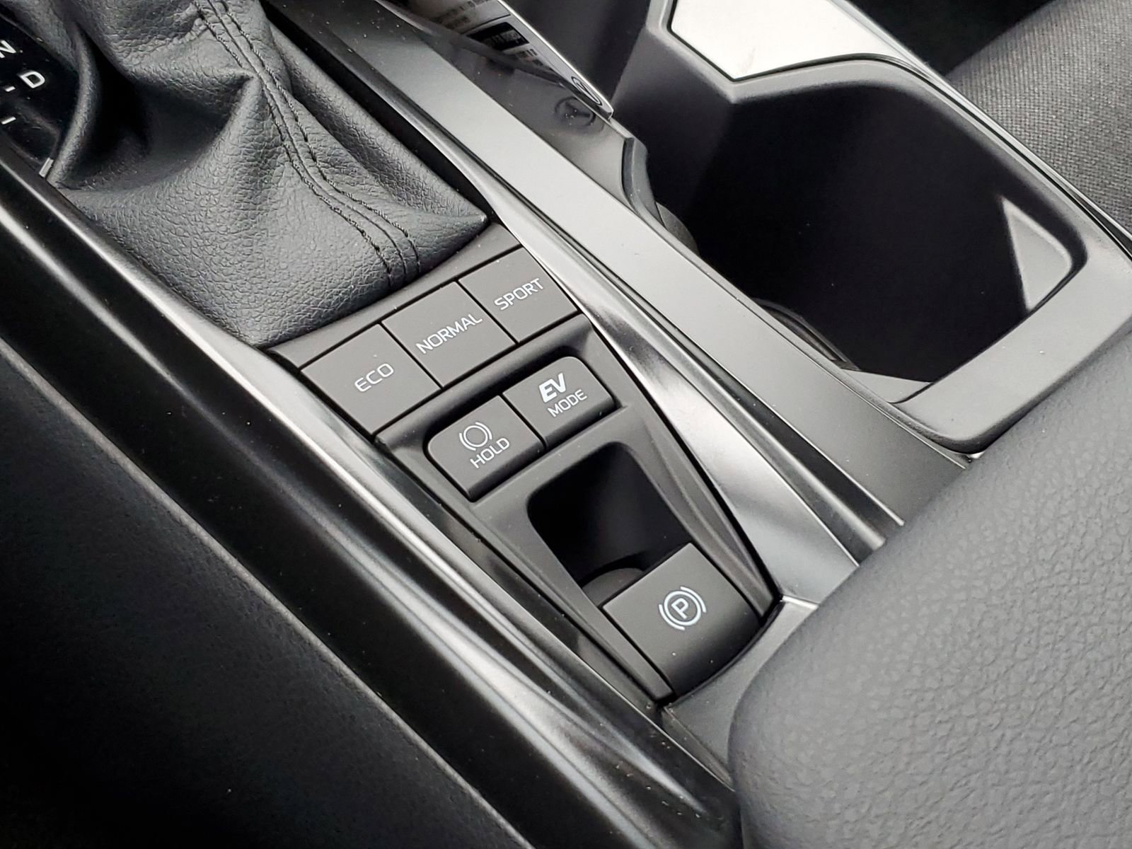 Used 2026 Toyota Camry LE w/ Convenience Package image 32