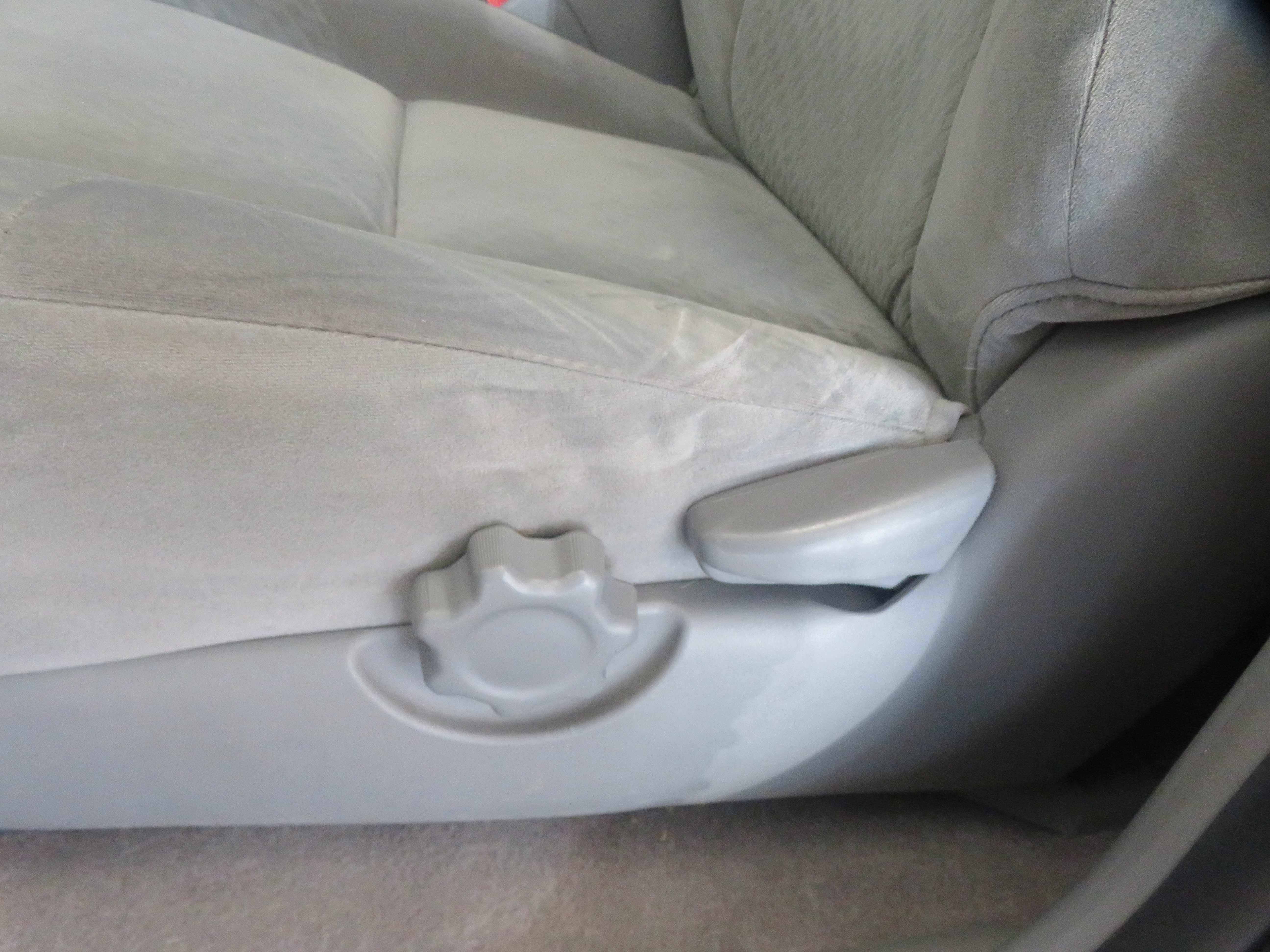 Used 2010 Toyota Tacoma PreRunner RWD image 17