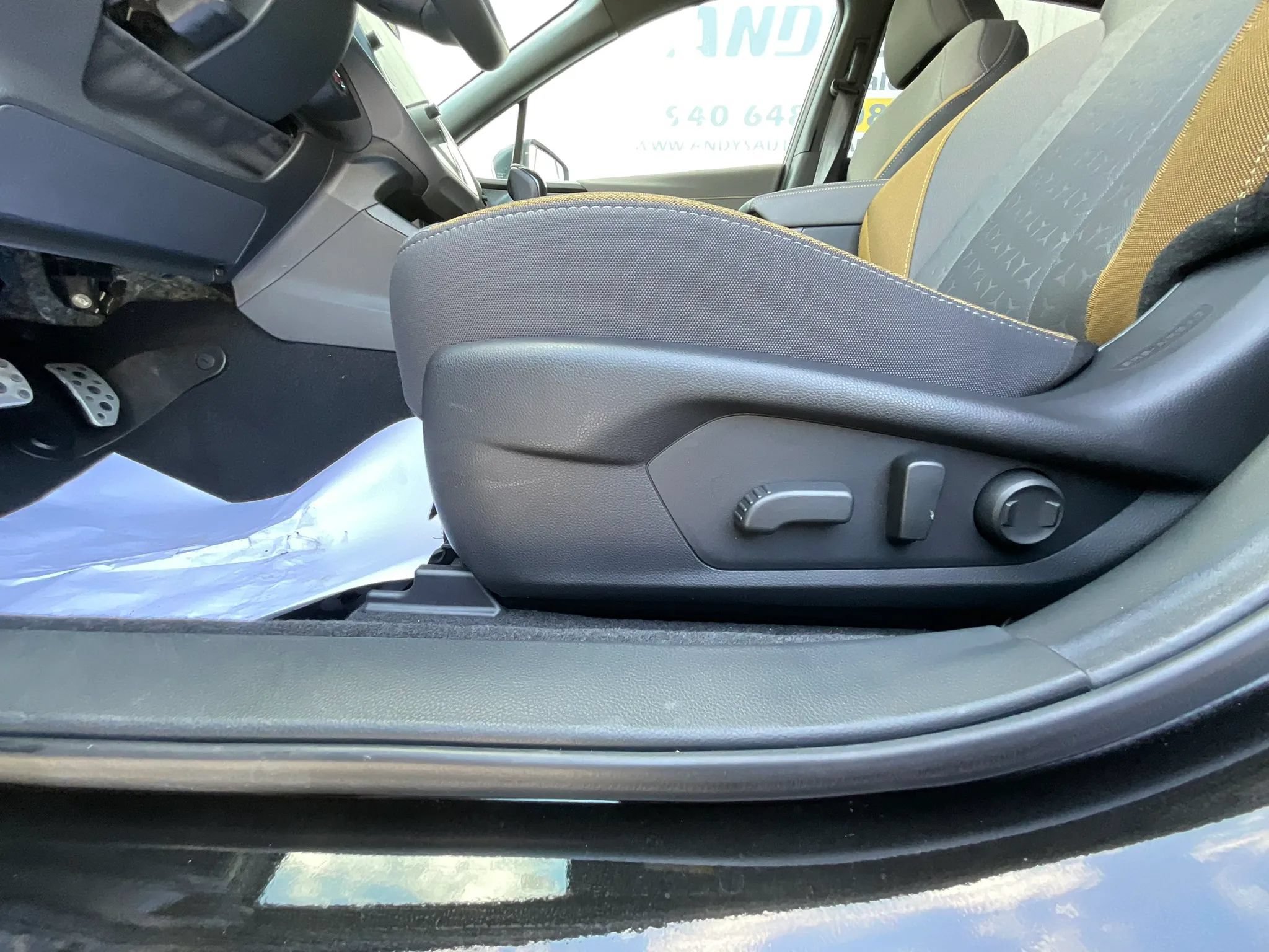 Used 2025 Subaru Crosstrek 2.5i Sport w/ Crosstrek Mirror Package AWD/4WD image 26