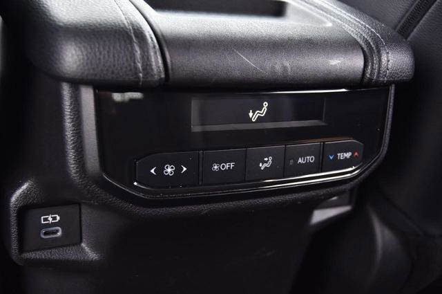 Used 2025 Toyota Grand Highlander XLE 4D Sport Utility image 25