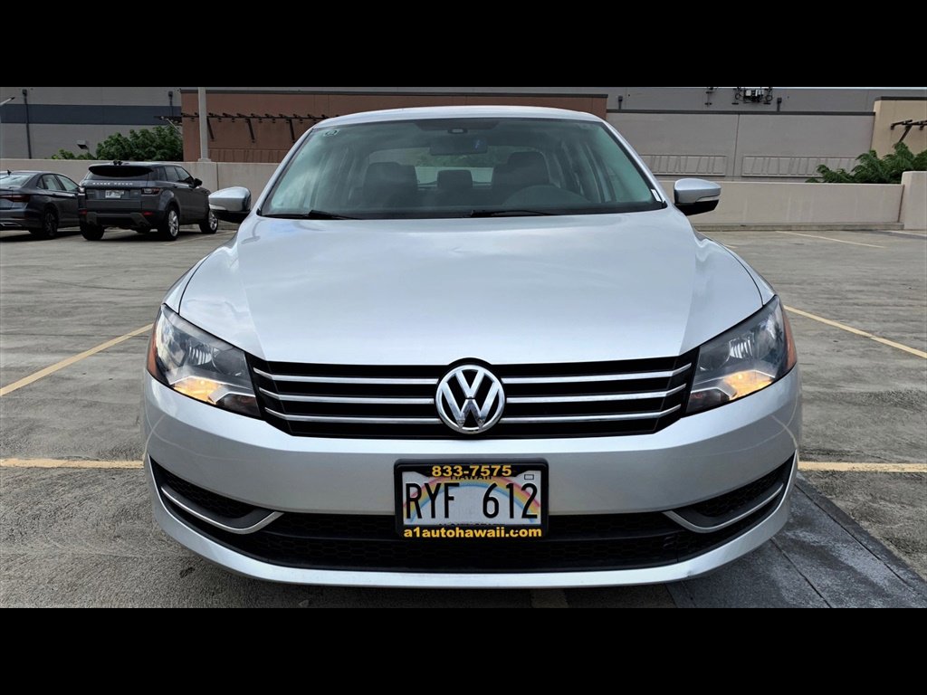 Used 2013 Volkswagen Passat 2.5 S FWD image 2