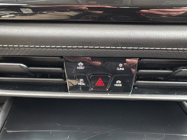 Certified 2025 Volkswagen Atlas SE image 24