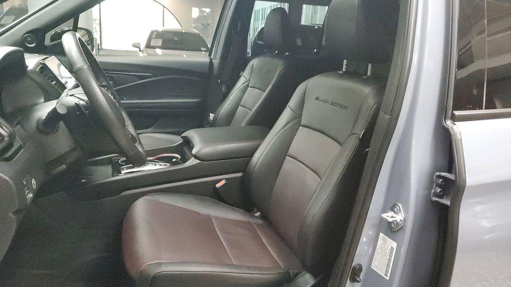 Used 2025 Honda Ridgeline Black Edition image 19