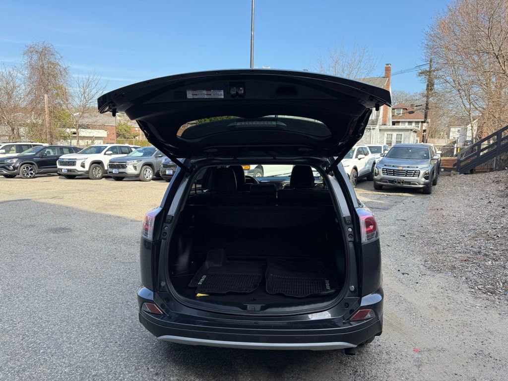 Used 2016 Toyota RAV4 Limited AWD/4WD image 7