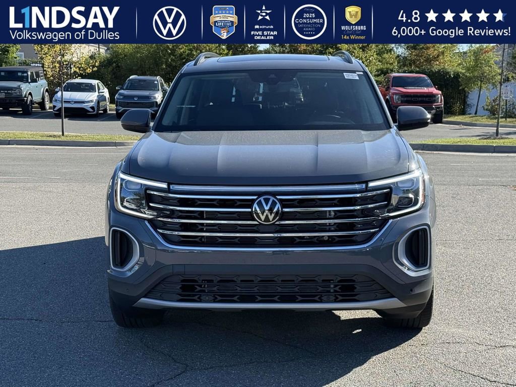 New 2026 Volkswagen Atlas SE image 2