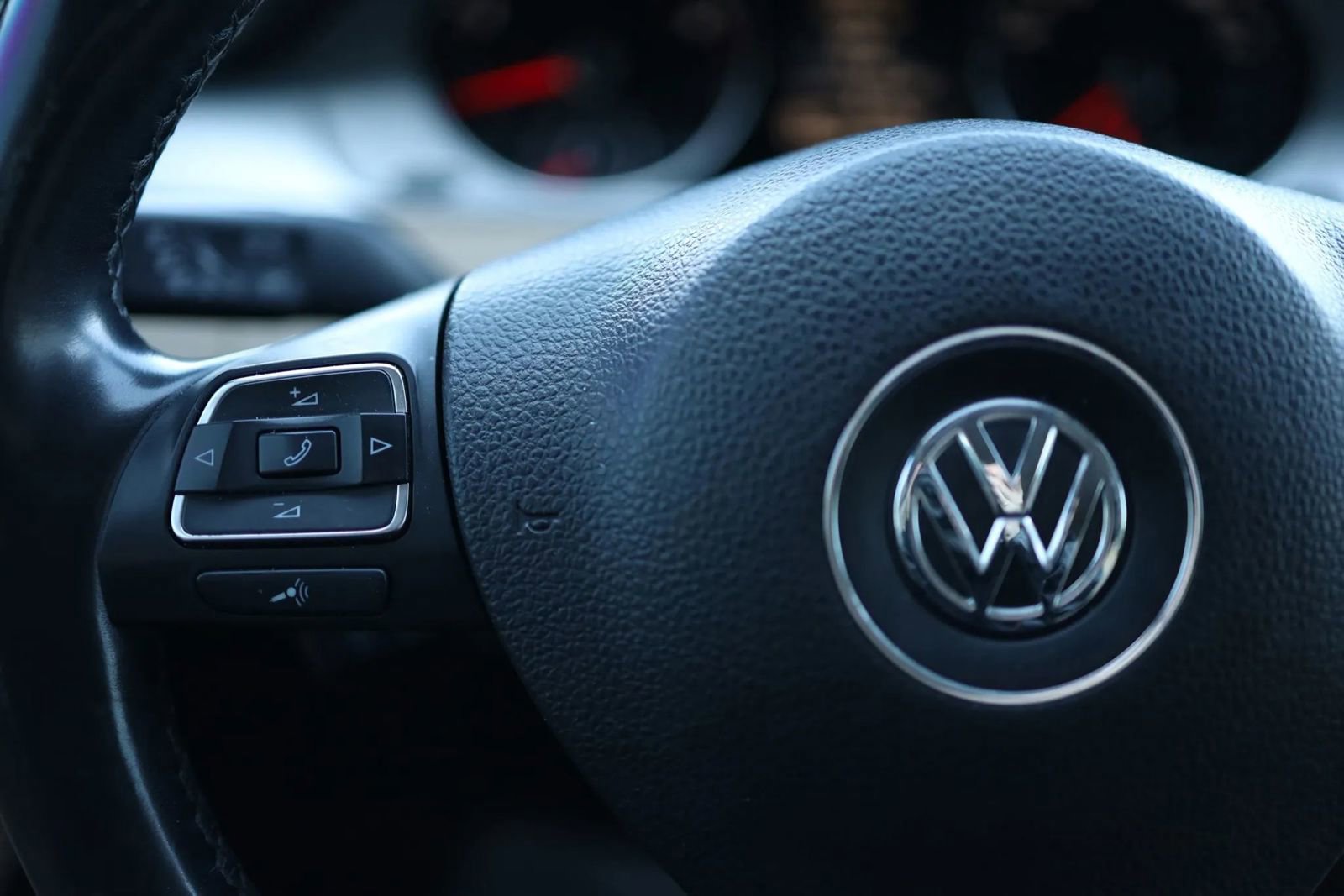 Used 2013 Volkswagen CC Sport Plus image 21