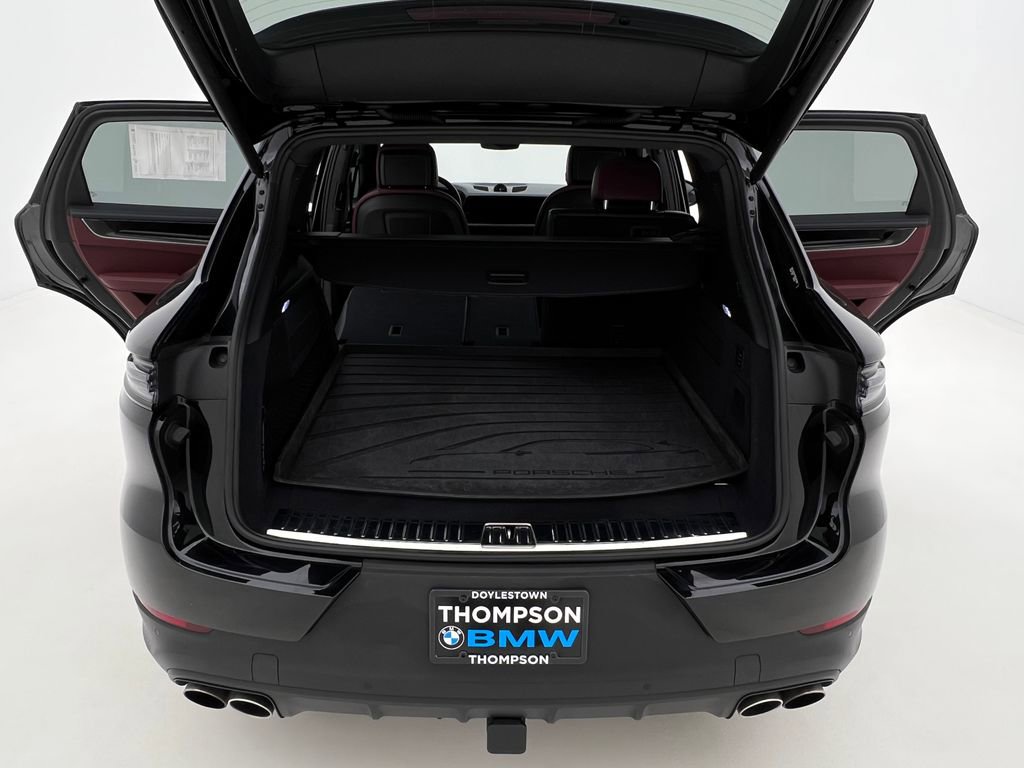 Used 2024 Porsche Cayenne S image 24