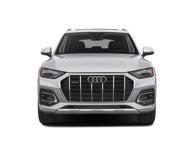 Used 2024 Audi Q5 2.0T Premium w/ Convenience Package image 4