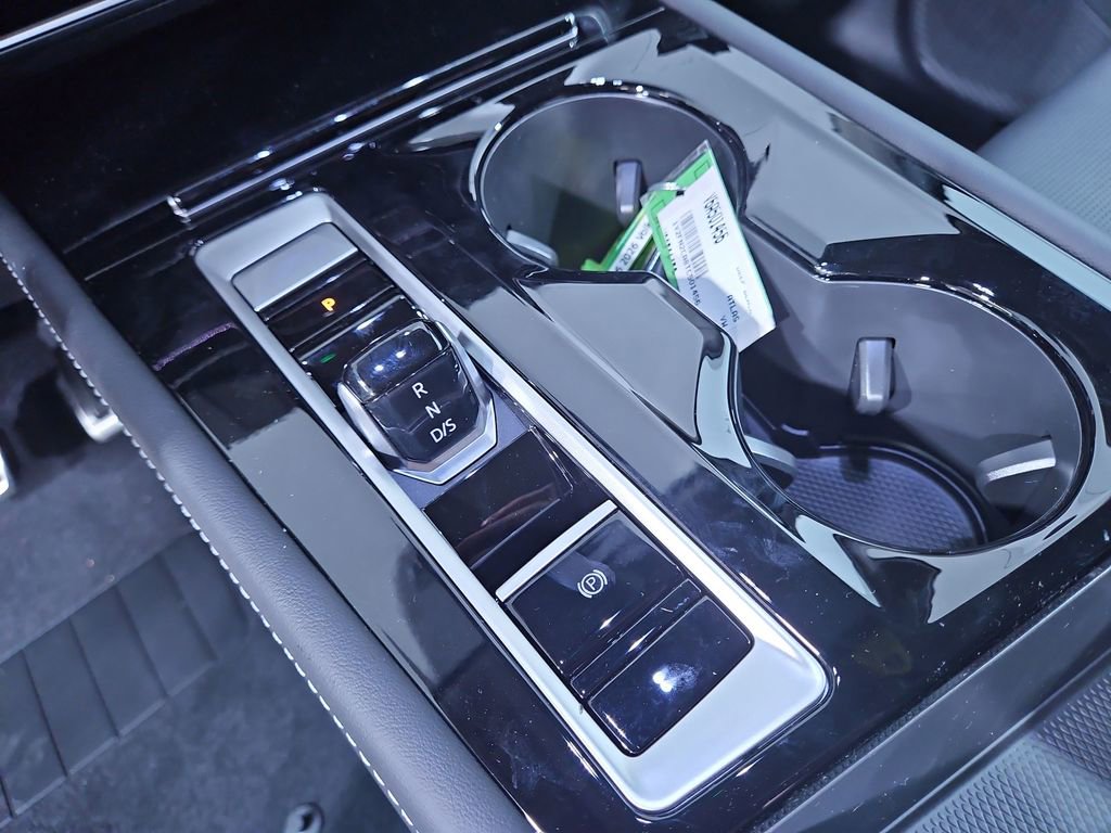 New 2026 Volkswagen Atlas SEL Premium R-Line image 24