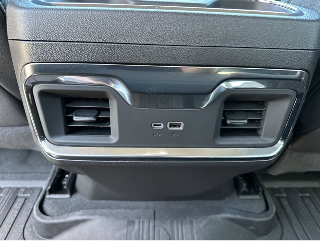 New 2026 GMC Sierra 1500 Elevation w/ Elevation Premium Package AWD/4WD image 14