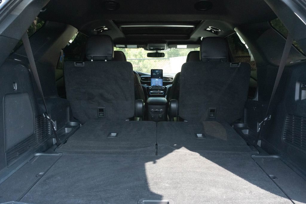 Used 2024 Ford Explorer ST w/ Equipment Group 401A AWD/4WD image 14
