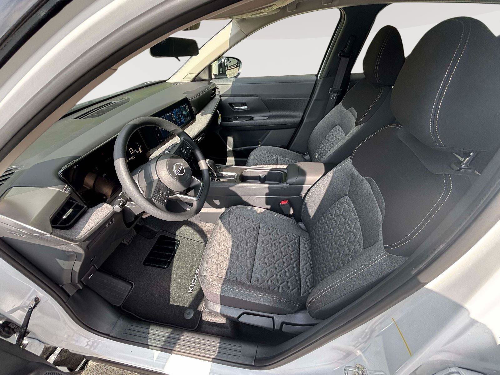 New 2026 Nissan Kicks SV w/ SV Premium Package AWD/4WD image 20