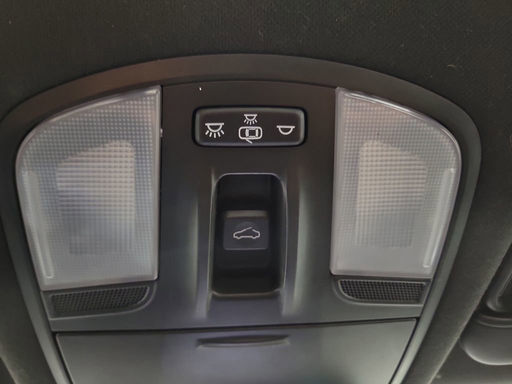 Used 2018 Hyundai Elantra Sport image 21