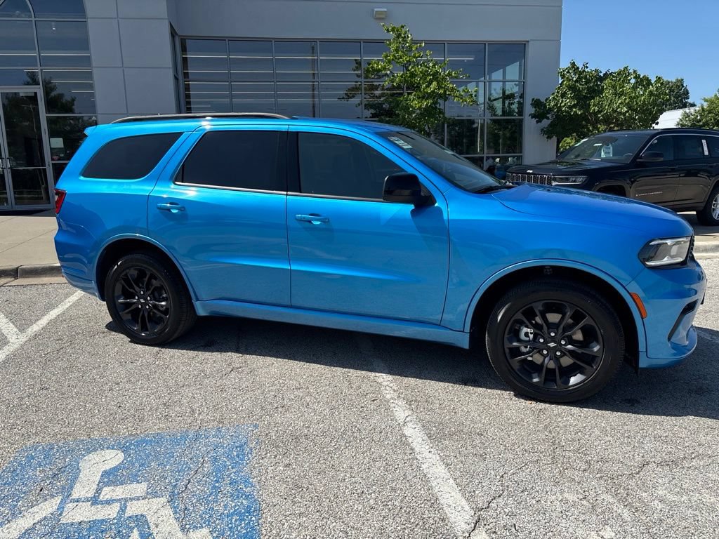 Used 2026 Dodge Durango GT w/ Blacktop Package AWD/4WD image 37