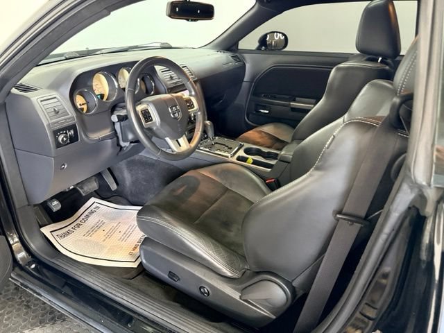 Used 2014 Dodge Challenger R/T RWD image 14