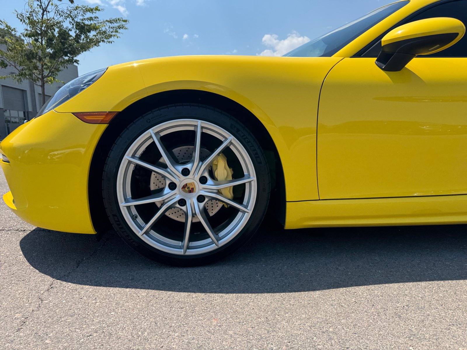 Used 2022 Porsche 718 Cayman RWD image 10