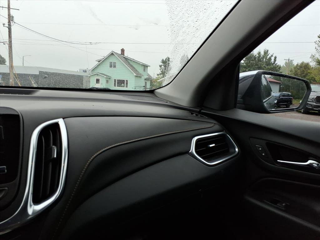 Used 2018 Chevrolet Equinox Premier AWD/4WD image 18