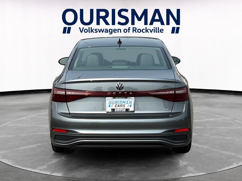 Used 2025 Volkswagen Jetta SE FWD image 5