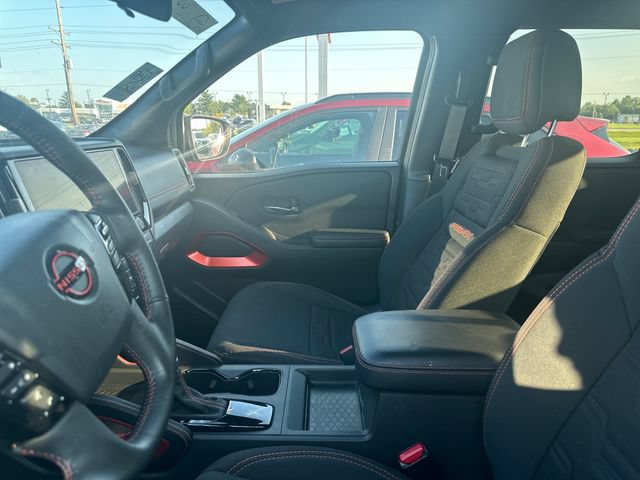 Certified 2025 Nissan Frontier PRO-4X AWD/4WD image 32