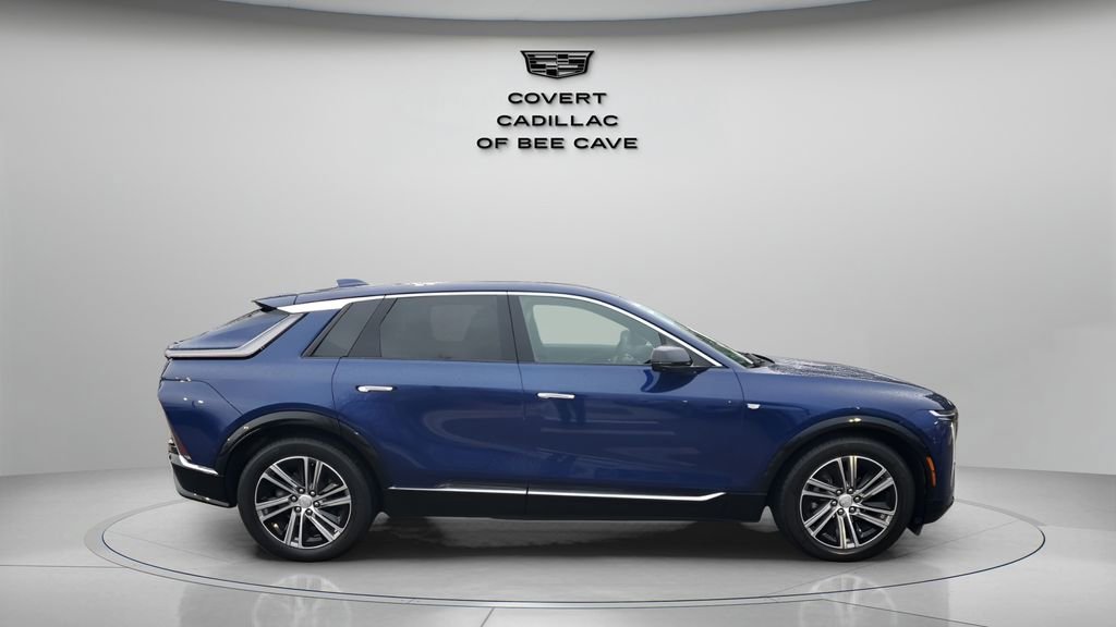 Certified 2024 Cadillac Lyriq Luxury image 11