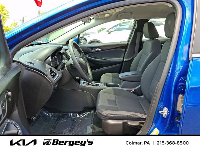 Used 2016 Chevrolet Cruze LT FWD image 15