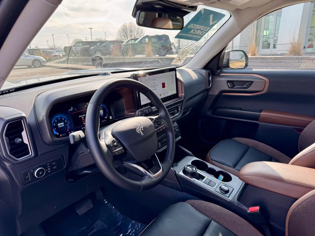 Certified 2025 Ford Bronco Sport Outer Banks w/ Outer Banks Tech Package+ image 9