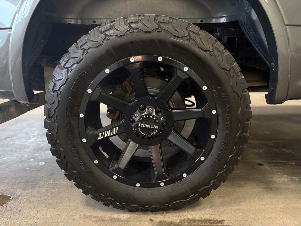 Used 2017 Ford F150 Lariat w/ Equipment Group 501A Mid image 31