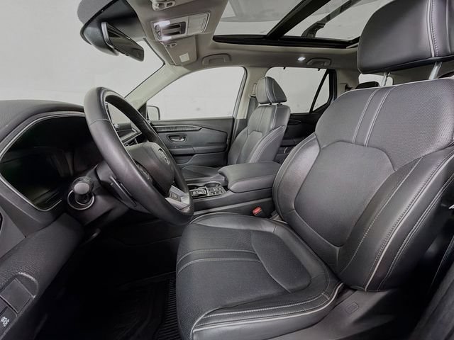 Used 2025 Honda Pilot Elite image 28