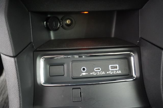 Certified 2025 Subaru Ascent Premium AWD/4WD image 29
