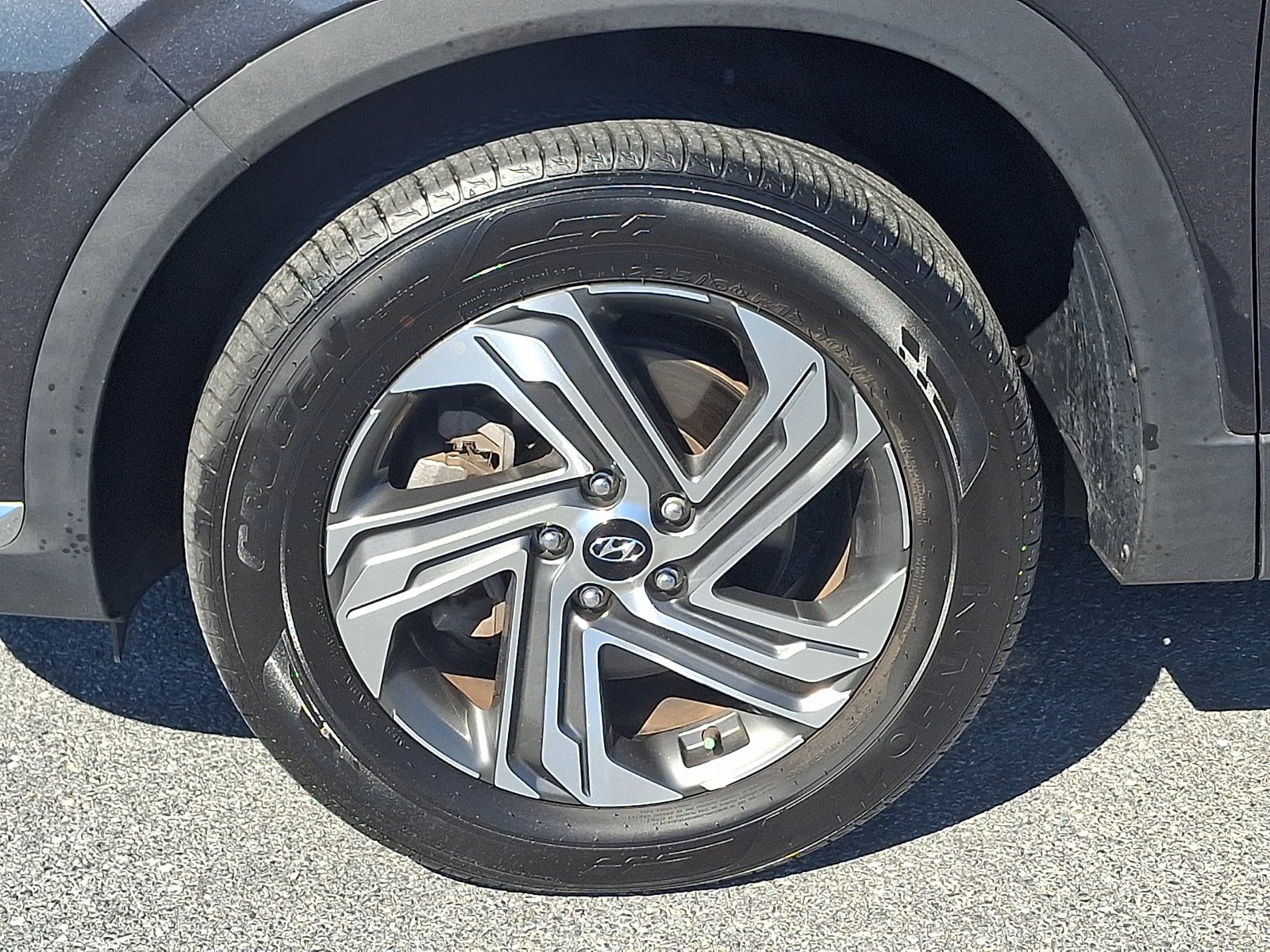 Certified 2023 Hyundai Santa Fe SEL w/ Premium Package AWD/4WD image 9