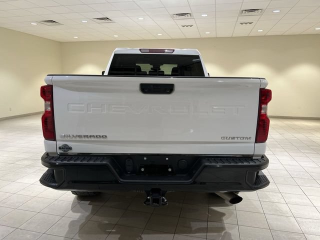 Used 2024 Chevrolet Silverado 2500 Custom w/ Custom Convenience Package AWD/4WD image 4