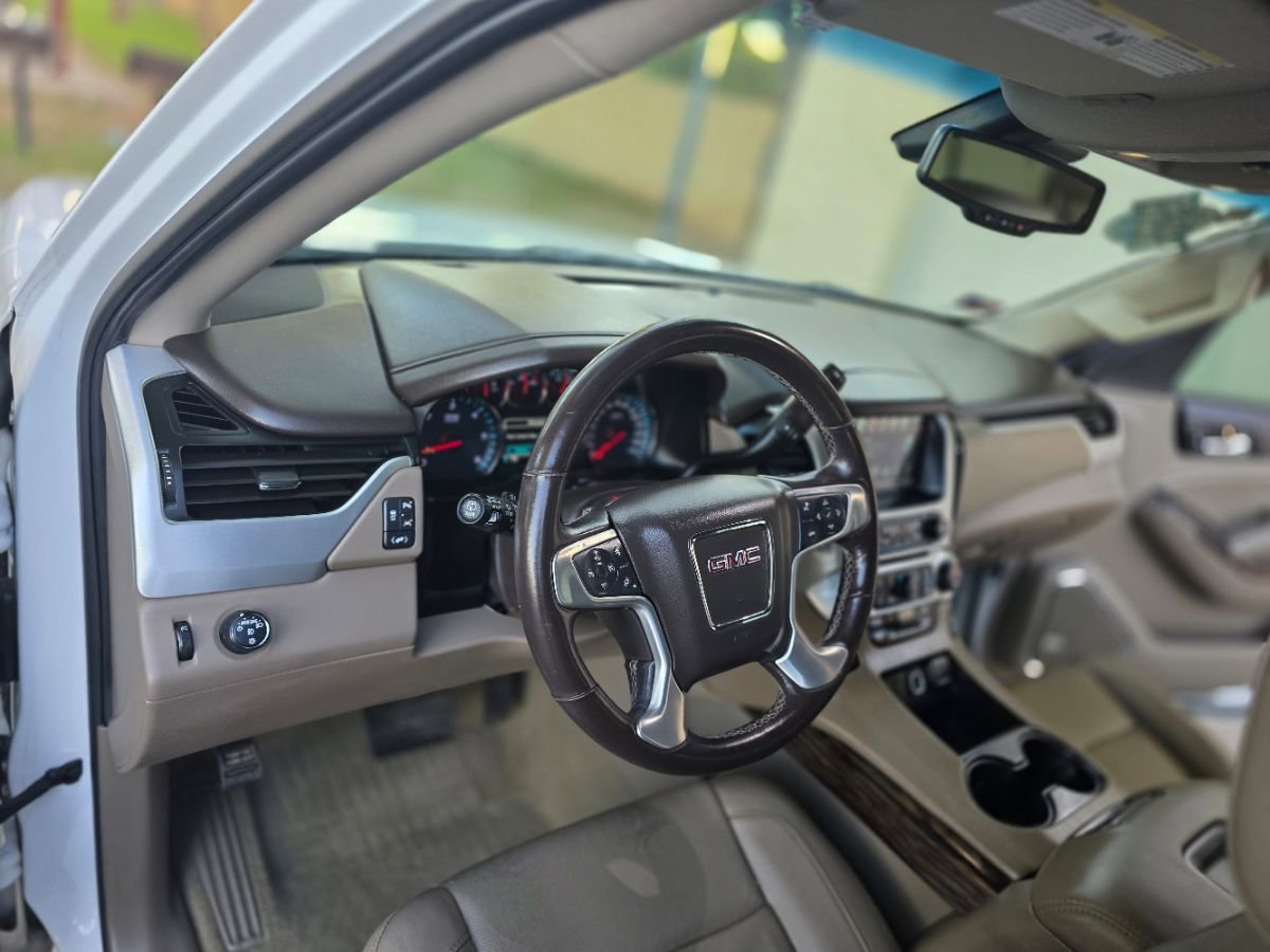 Used 2018 GMC Yukon XL SLT w/ Open Road Package image 13