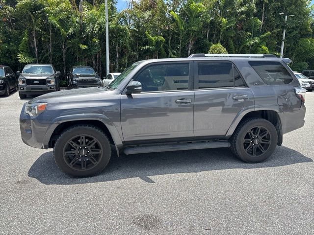 Used 2021 Toyota 4Runner SR5 Premium w/ Moonroof Package RWD image 4