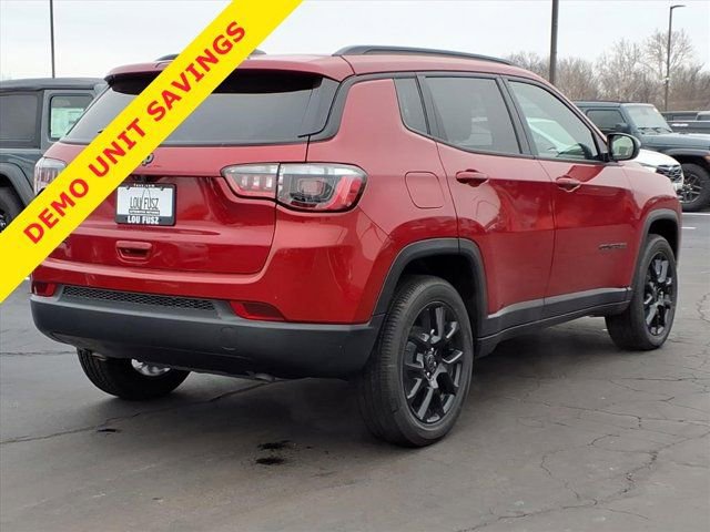 New 2026 Jeep Compass Latitude image 16