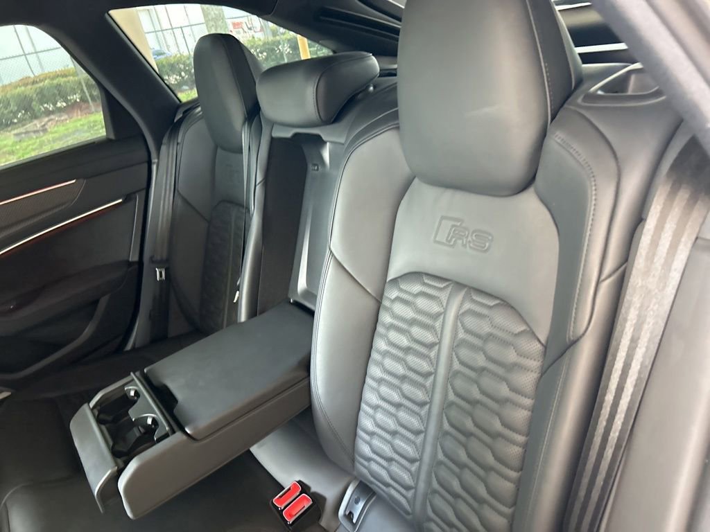 Used 2022 Audi RS 6 w/ Carbon Optic Package image 18