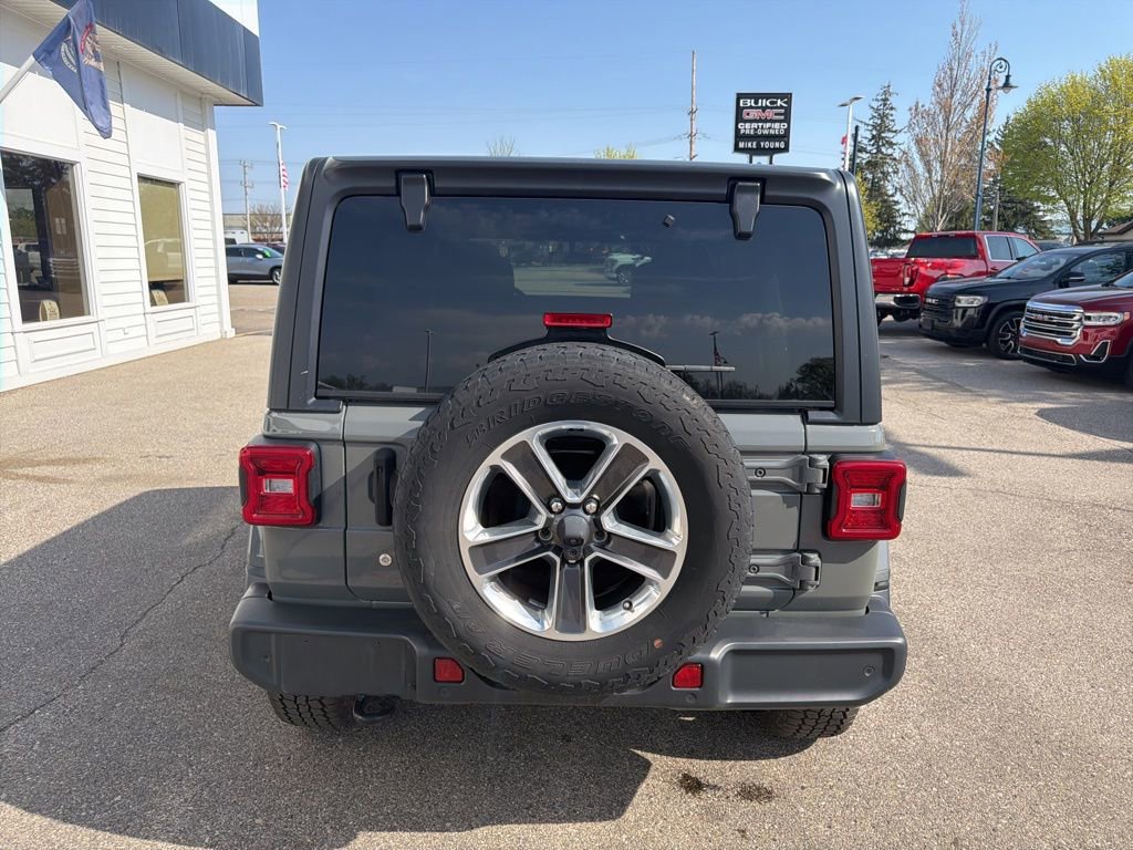 Used 2020 Jeep Wrangler Unlimited Sahara w/ Dual Top Group AWD/4WD image 6