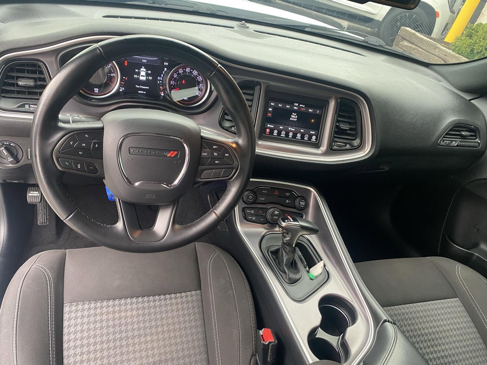 Used 2021 Dodge Challenger SXT image 25