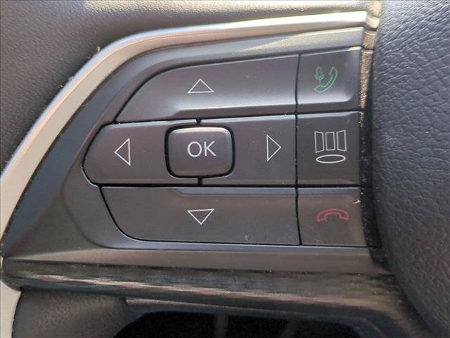 Used 2023 Jeep Grand Cherokee L Laredo AWD/4WD image 11