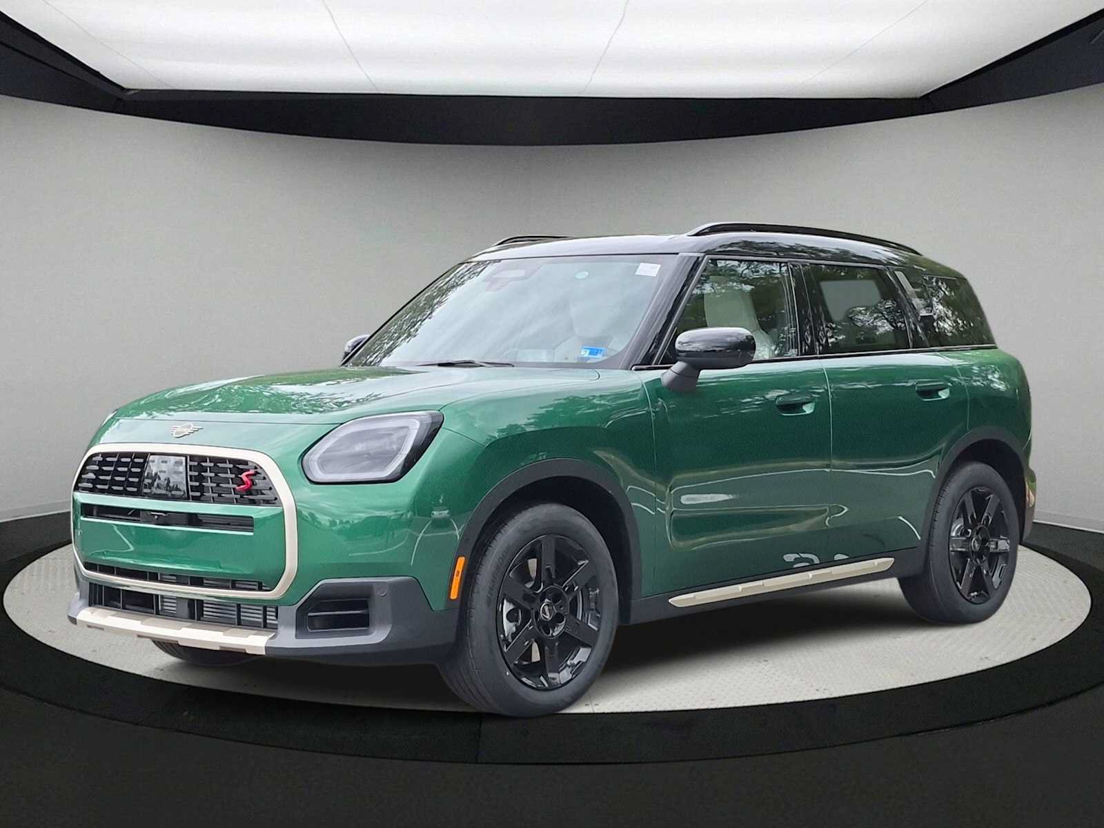 New 2027 MINI Cooper Countryman S w/ Comfort Package Max AWD/4WD image 4