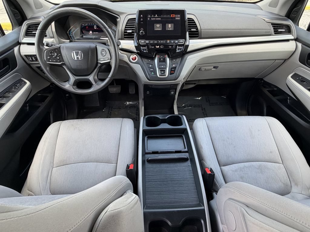 Used 2024 Honda Odyssey EX image 13