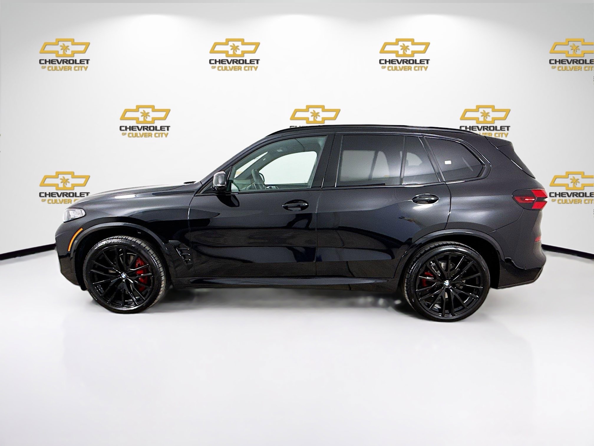 Used 2026 BMW X5 sDrive40i w/ M Sport Package RWD image 4