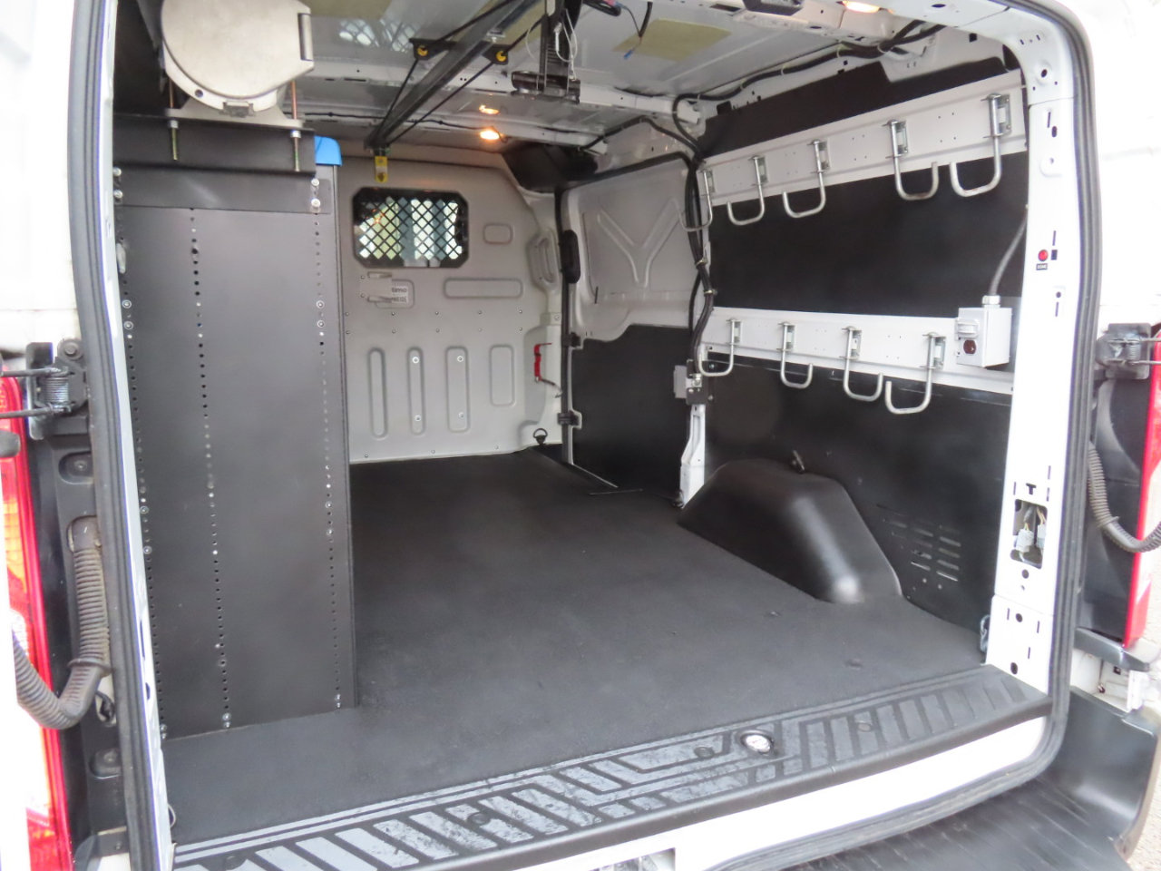 Used 2016 Ford Transit 250 130 Low Roof image 11