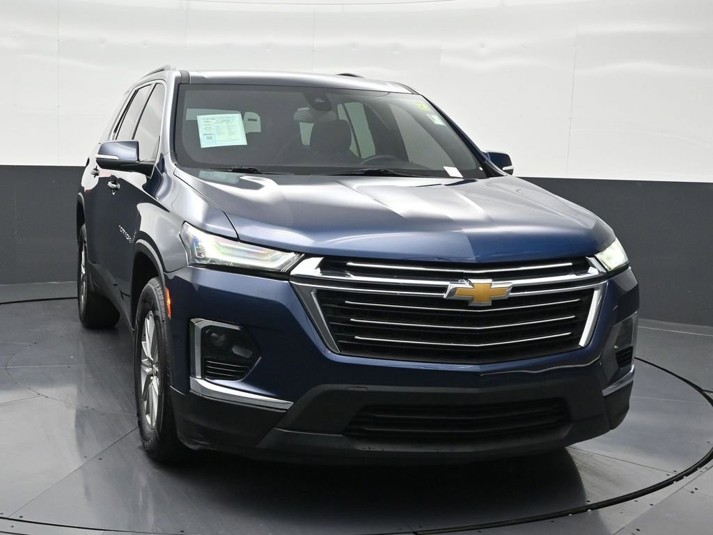 Used 2023 Chevrolet Traverse LT image 8