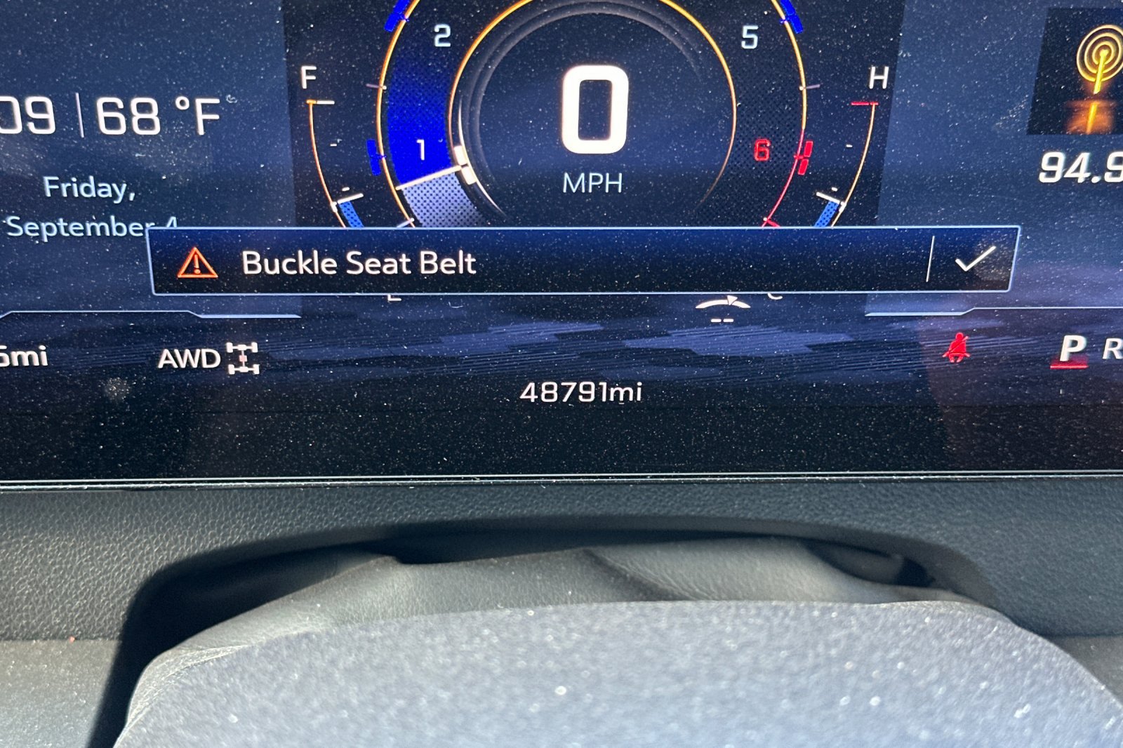 Used 2025 Chevrolet Traverse LT AWD/4WD image 38